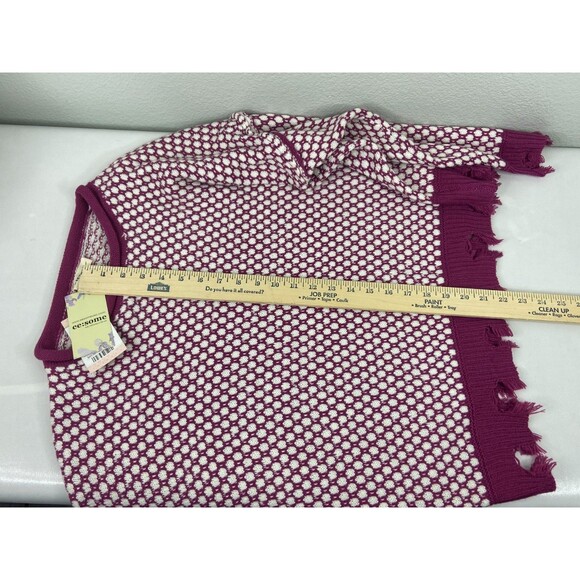 Eesome Women Medium Sweater Plum White Distressed Casual NWT - Picture 9 of 9